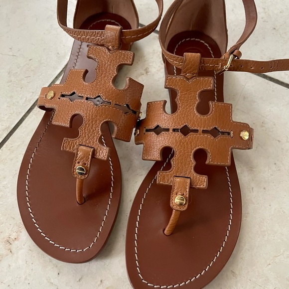Tory Burch Shoes - 100% authentic Tory Burch phoebe sandals